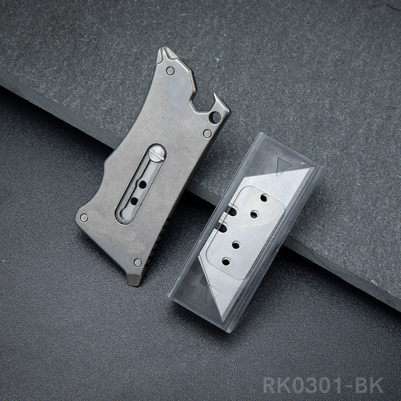 RBLACK Mini Retractable Box Cuttter Utility Knife with 5Pcs Razor Blad –  Dispatch Knives